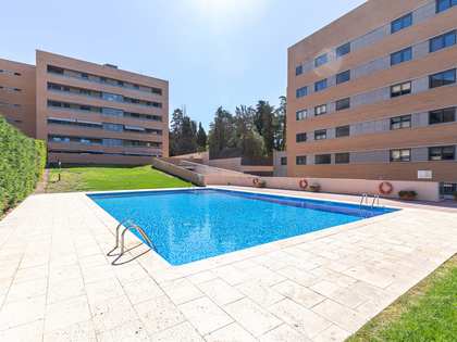 180m² apartment for sale in Esplugues, Barcelona