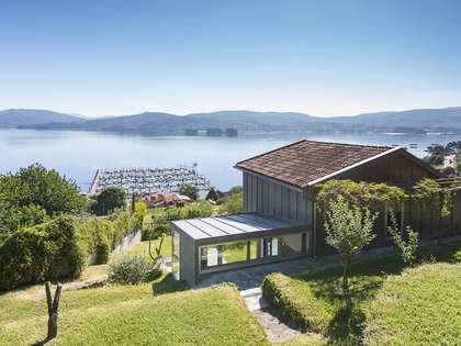 Casa / vil·la de 207m² en venda a Pontevedra, Galicia