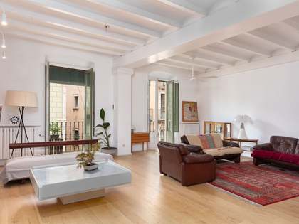 235m² lägenhet till salu i Barri Vell, Girona