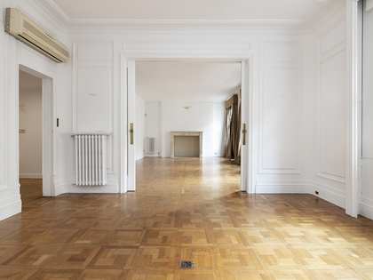 300m² apartment for rent in Sant Gervasi - Galvany