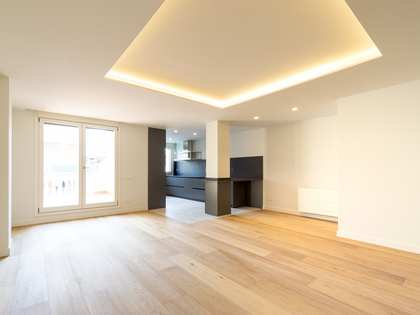 160m² apartment with 8m² terrace for sale in Eixample Left