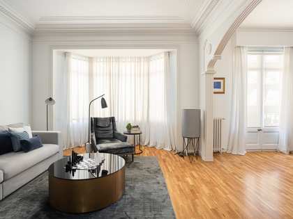 225m² apartment for sale in Sant Gervasi - Galvany