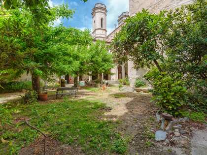 1,140 m² house with 40,920 m² garden for sale in Girona