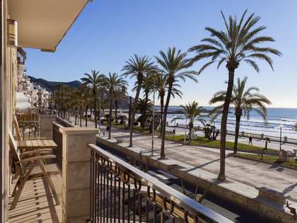 179m² apartment with 34m² terrace for sale in Sitges Town
