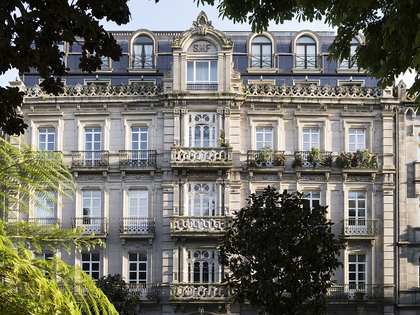 Appartamento di 259m² in vendita a Vigo, Galicia