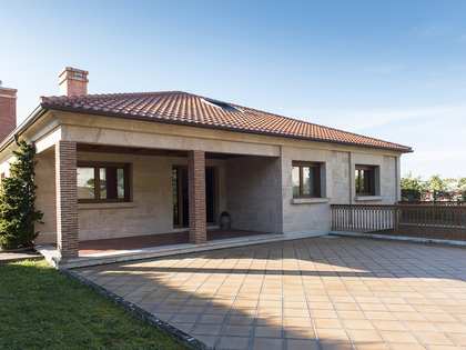 587m² hus/villa till salu i Pontevedra, Galicia