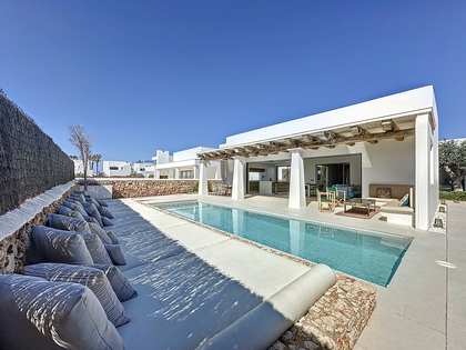 Casa / villa de 150m² en venta en Mercadal, Menorca