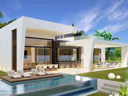 Villa van 405m² te koop met 41m² terras in Malagueta - El Limonar