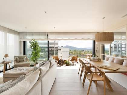 Appartamento di 163m² con 23m² terrazza in vendita a Sant Cugat