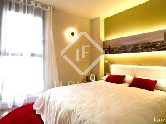 Apartamento de dos dormitorios en venta en el Born, Barcelona.