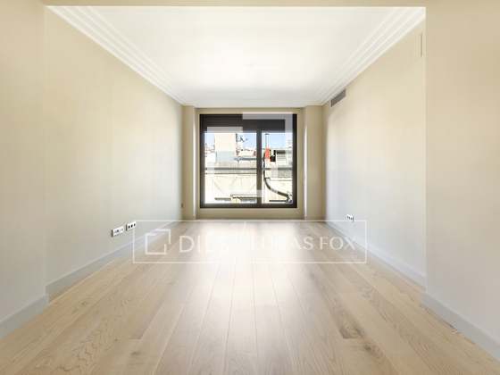 Algunes de les imatges digitals utilitzades són aproximatives : 2