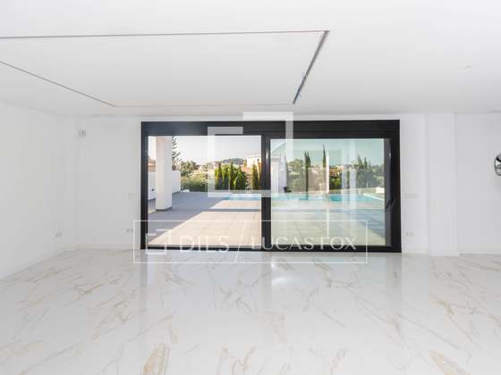 Algumas das imagens digitais utilizadas são aproximadas : 4