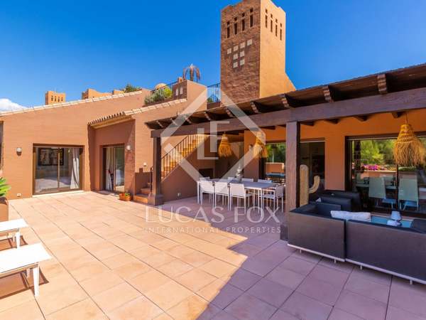 170m² penthouse with 60m² terrace for sale in Guadalmina