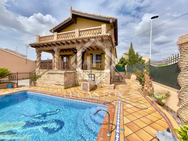 379m² house / villa for sale in gran, Alicante