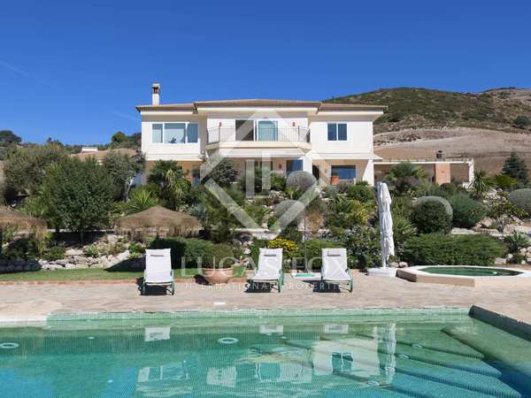 528m² country house for sale in East Málaga, Málaga