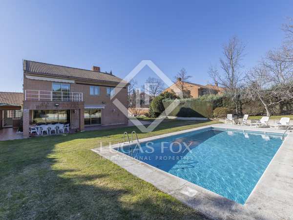 Huis / villa van 530m² te koop in Majadahonda, Madrid
