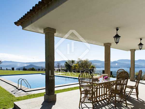823m² house / villa for sale in Pontevedra, Galicia