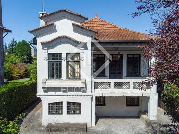 Casa / villa de 449m² en venta en Porto, Portugal