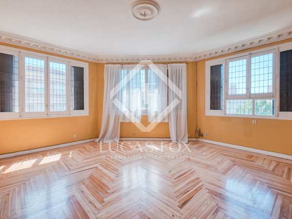 Appartement van 219m² te koop in Moncloa / Argüelles