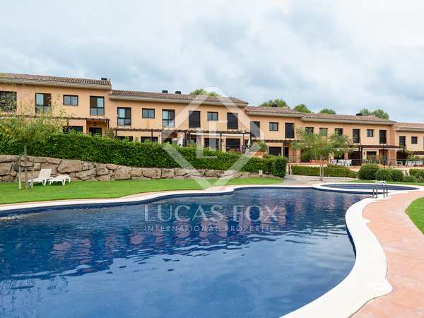 Huis / villa van 197m² te koop in Sant Cugat, Barcelona