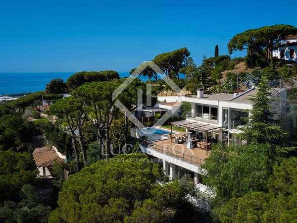 460m² house / villa for sale in Premià de Dalt, Barcelona