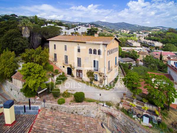 Casa rural de 641m² à venda em Alella, Maresme