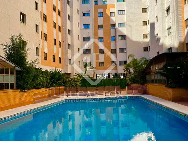 120m² apartment for rent in Sevilla, Spain