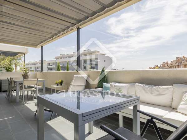 138m² apartment with 30m² terrace for sale in Aravaca