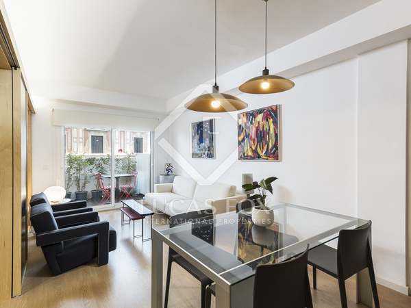 83m² apartment for sale in Eixample Right, Barcelona