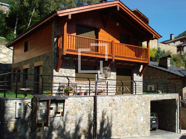 Casa / Vila de 301m² à venda em Ordino, Andorra