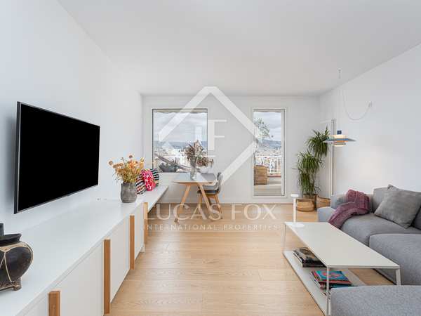 68m² penthouse with 20m² terrace for rent in Sant Antoni