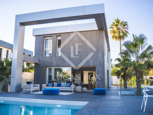 668m² house / villa for sale in Playa San Juan, Alicante