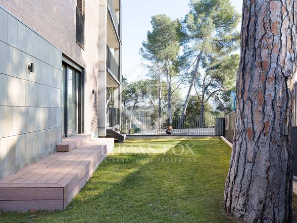 Piso de 289m² con 121m² de jardín en venta en Sant Cugat