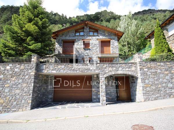 Casa / Vila de 250m² à venda em Ordino, Andorra