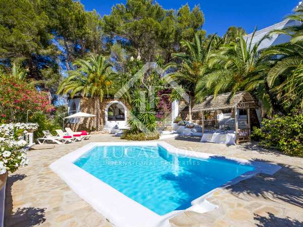 Casa / villa de 750m² en venta en Santa Eulalia, Ibiza