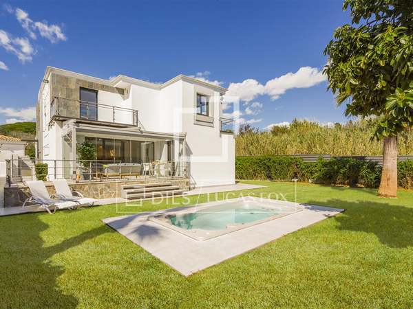 Renovated 3-bedroom villa for sale in Nueva Andalucia