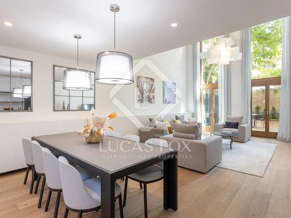 196m² apartment with 62m² terrace for sale in Eixample Right