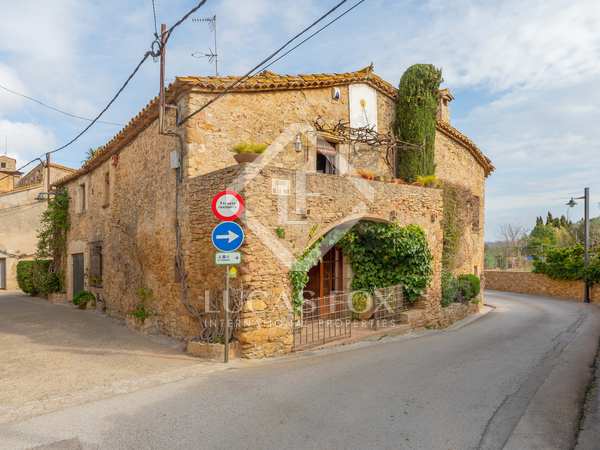 Masia de 279m² en venta en Baix Empordà, Girona