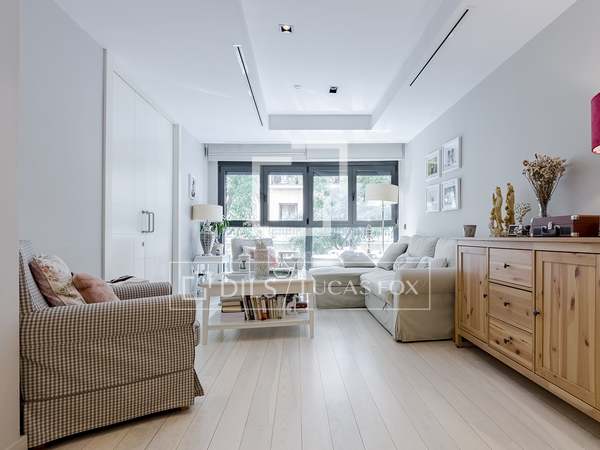 Appartement van 90m² te huur in Almagro, Madrid