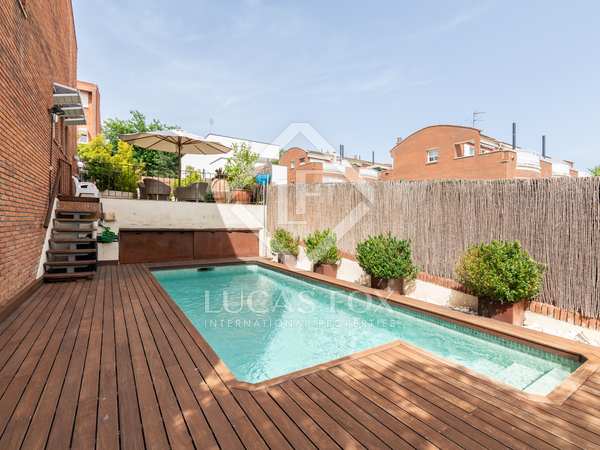 190m² house / villa with 135m² garden for sale in Sant Cugat