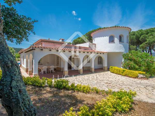 313m² house / villa for sale in Sant Feliu, Costa Brava