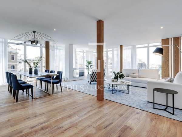 Appartamento di 210m² in vendita a Castellana, Madrid