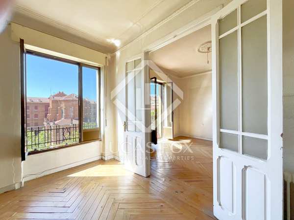 136m² apartment for sale in Goya, Madrid