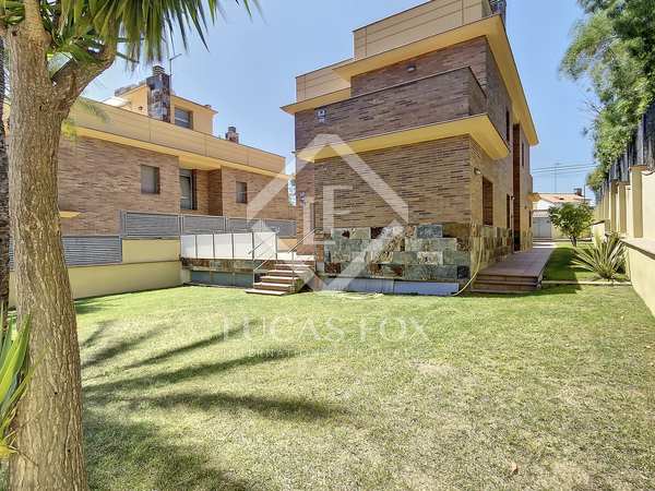 160m² house / villa for sale in Cunit, Costa Dorada