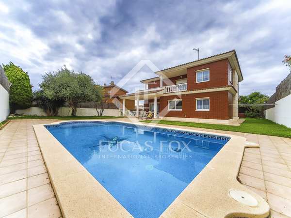 366m² house / villa for sale in Calafell, Costa Dorada