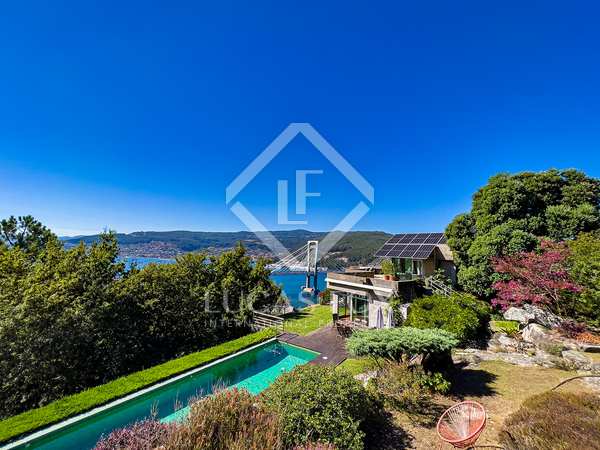 Дом / вилла 574m² на продажу в Pontevedra, Галисия