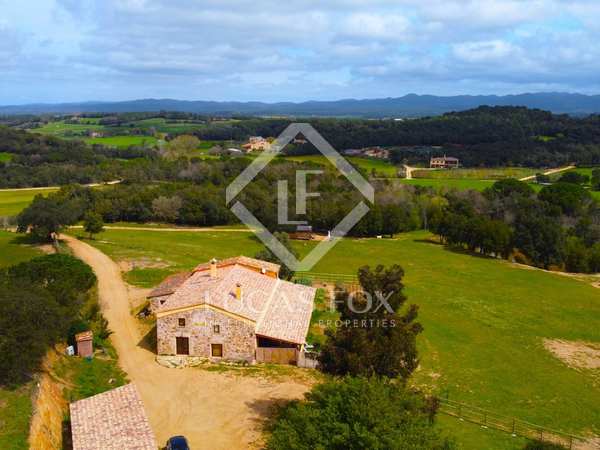 1,068m² country house for sale in Santa Cristina
