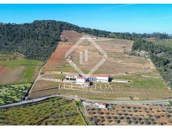 900m² country house for sale in Porto, Portugal