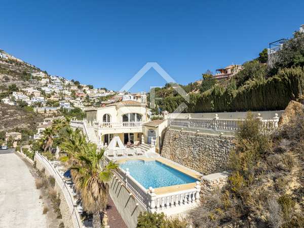 Maison / villa de 210m² a vendre à Cumbre del Sol