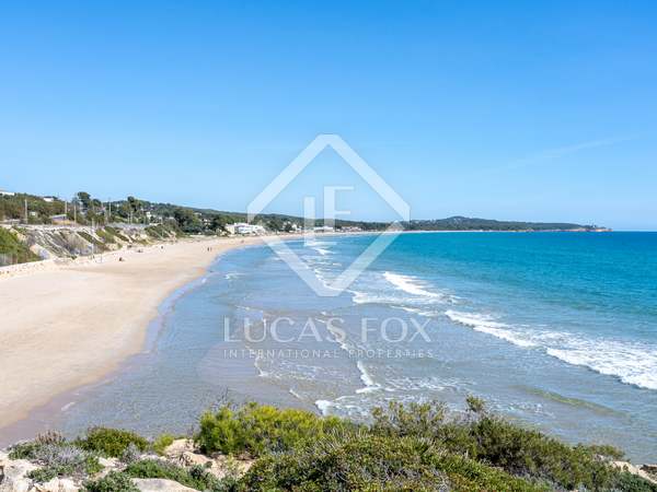 249m² house / villa for sale in Urb. de Llevant, Tarragona